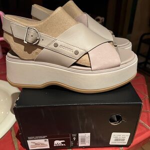 Sorel Dayspring Crisscross Sandal